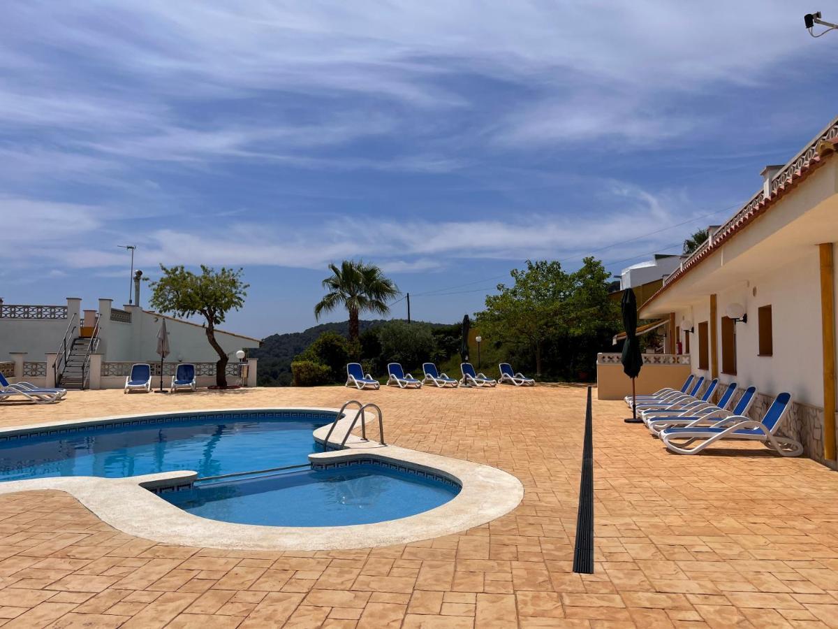 Apartamentos Famara Lloret de Mar Exteriér fotografie