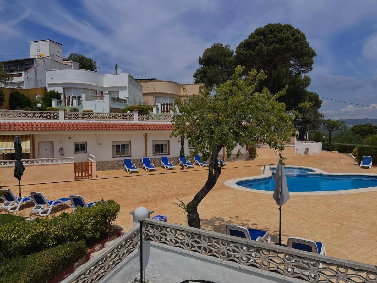 Apartamentos Famara Lloret de Mar Exteriér fotografie