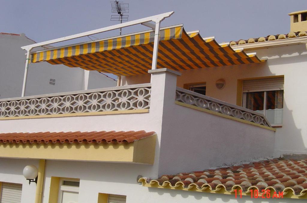Apartamentos Famara Lloret de Mar Pokoj fotografie